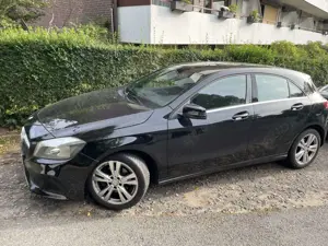 Mercedes-Benz A 180 A 180 BlueEfficiency (176.042)