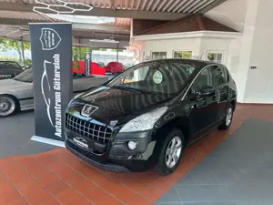 Peugeot 3008 Premium *2.Hand / AHK / SitzH. / PanoramaD*