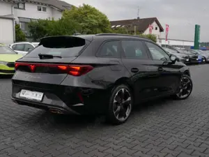 CUPRA Leon Sportstourer TSI 1.5 e-Hybrid FACEL. LED Bild 3