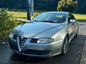 Alfa Romeo GT 3.2 V6 24V Distinctive disegno BERTONE