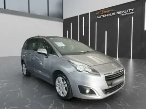 Peugeot 5008 Allure+HEAD UP+PANO+PDC+7 SITZE+TEMPOMAT