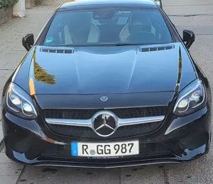 Mercedes-Benz SLC 300 SLC 300 9G-TRONIC