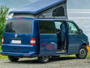 Volkswagen T5 Allrad Camper mit Aufstelldach - 4Motion