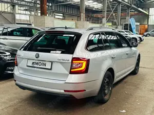 Skoda Octavia III Combi 1.6 TDI DSG 85kW Drive NAVI AHK PDC SHZ Bild 4