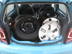 Volkswagen up! 1,0 R-Line - ehem. UPE ca. 19.000,00 € Bild 5