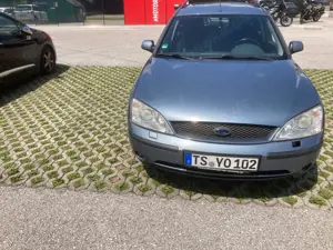 Ford Mondeo Mondeo 2.5  Turnier V6Trend