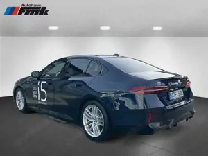 BMW i5 eDrive40 Limousine M Sportpaket Head-Up DAB Bild 4