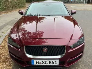 Jaguar XE XE 20d Pure