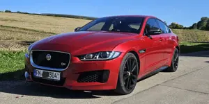 Jaguar XE S