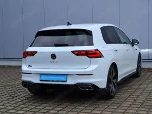Volkswagen Golf VIII 1.5 TSI R-Line PANO/MATRIX/NAVI+RFK/18-ZOLL+ Bild 3