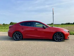 Mazda 3 SKYACTIV-D 150, BM, Sports-Line, Limosine Bild 2