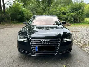 Audi A8 4.2 TDI DPF quattro tiptronic Bild 2