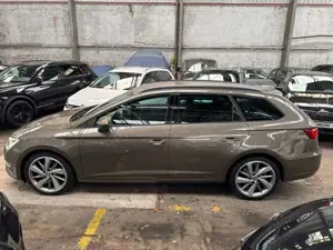 SEAT Leon ST 2.0 TDI FR Navi PDC SHZ LED Bild 5