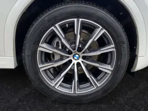 BMW X6 xDrive40d M Sport|AHK|SkyLounge|Standhzg.|H/K Bild 5