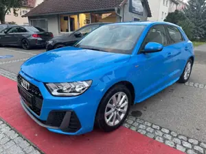 Audi A1 Sportback 30 TFSI S line / MMI Plus