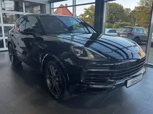 Porsche Cayenne 3.0 V6 "LED/Pano/R-Kamera/Klima/PDC" Bild 3