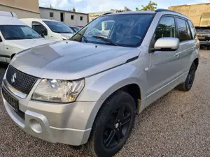 Suzuki Grand Vitara Grand Vitara 2.0 4x4 Allrad !!