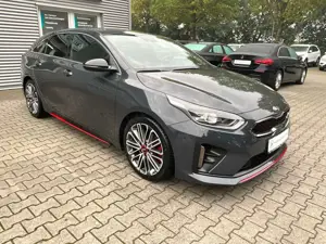 Kia ProCeed / pro_cee'd GT 1,6 T-GDI Automatik Bild 3