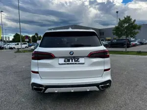 BMW X5 xDrive 30d M-Sport Ski Lounge+AHK+Laser+Navi Bild 5