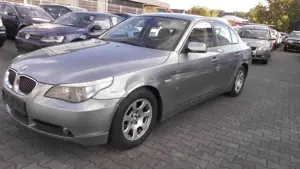 BMW 523 5er 523i AUTMATIK.NAVI. TEMPOMAT.ALU.2 HAND Bild 4