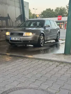 Audi A4 Avant 1.8 T tüv neu