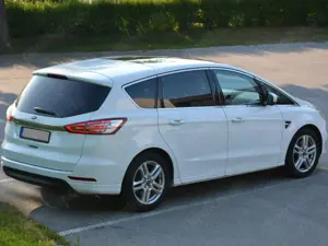 Ford S-Max Bild 2