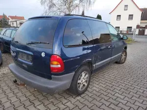 Chrysler Voyager 2.4 LE Bild 2