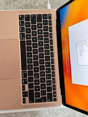 MacBook Air M1 (2020)   94 % Akku   Rose Gold   Top Zustand Bild 2