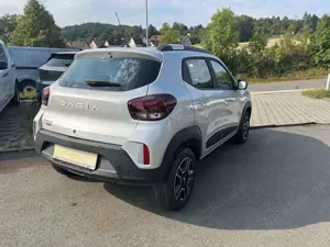 Dacia Spring Essential 45 Bild 5