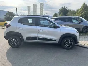 Dacia Spring Essential 45 Bild 4