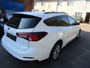 Ford Focus Turnier Cool  Connect Bild 5