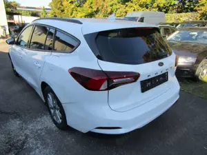 Ford Focus Turnier Cool  Connect Bild 4