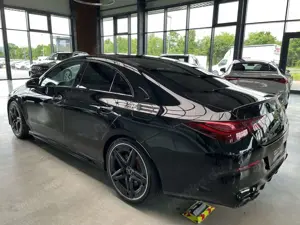 Mercedes-Benz CLA 45 AMG Headup Pano Night 360° Memory Performance Sitz Bild 4