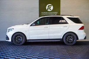 Mercedes-Benz GLE 63 AMG 4MATIC/HK/PANO/DISTRONIC PLUS/360° Bild 2