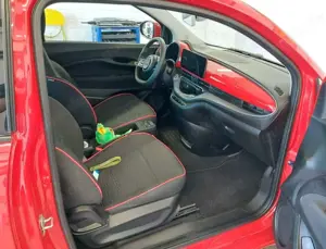Fiat 500e RED 118PS 42KWh Tech-Paket Bild 3
