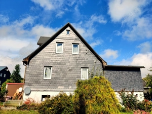 Charmantes Einfamilienhaus in Schmiedefeld   07318