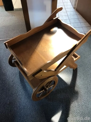 Rolltisch (Dekoration) für die Küche