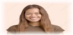 Sportliche junge Frau glaubt an ihre große Liebe mit einem treuen, zärtlichen Mann