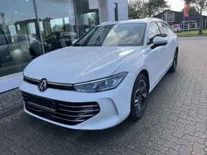 Volkswagen Passat Variant 1.5 eTSI DSG Elegance LED ACC NAVI Bild 2