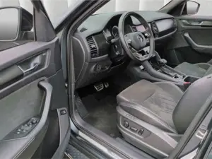Skoda Kodiaq SPORTLINE 4x4 TDI*Panodach CANTON LED ACC Bild 5