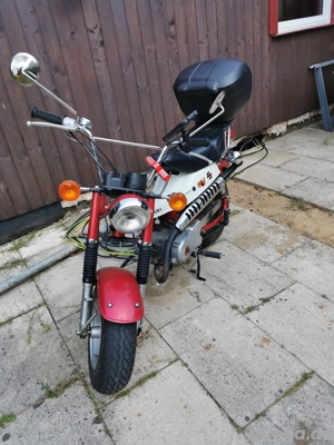 Suzuki RV50 Bild 3