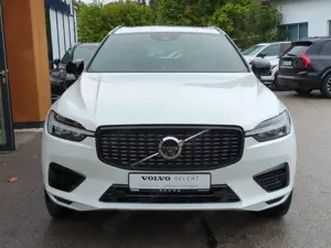 Volvo XC60 R Design Recharge Plug-In Hybrid AWD T8 Twin Engin Bild 2