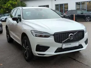 Volvo XC60 R Design Recharge Plug-In Hybrid AWD T8 Twin Engin Bild 3