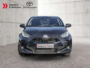 Toyota Yaris Hybrid Style PDC ACC KAMERA KLIMA SHZ Bild 2