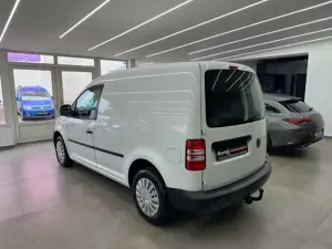 Volkswagen Caddy 1.6 TDI Kasten*AHK*Klima*2.Hand* Bild 4