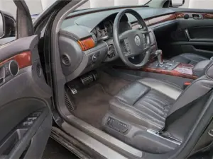 Volkswagen Phaeton 4Mot V6TDI*ACC Leder Luftfed Bi-Xen Navi Bild 5