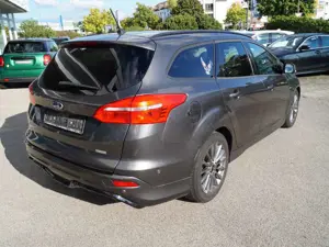 Ford Focus Turnier EcoBoost ST-Line * Navi * Alu 17´ Bild 3