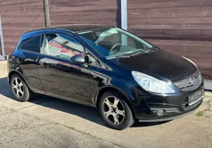 Opel Corsa 1.2 16V Cosmo