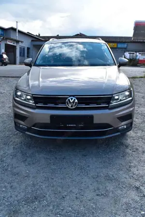 Volkswagen Tiguan Highline 4Motion Bild 4