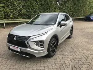 Mitsubishi Eclipse Cross Plug-in Hybrid Plus MJ21.7 m. Select-Paket 2,4 l (